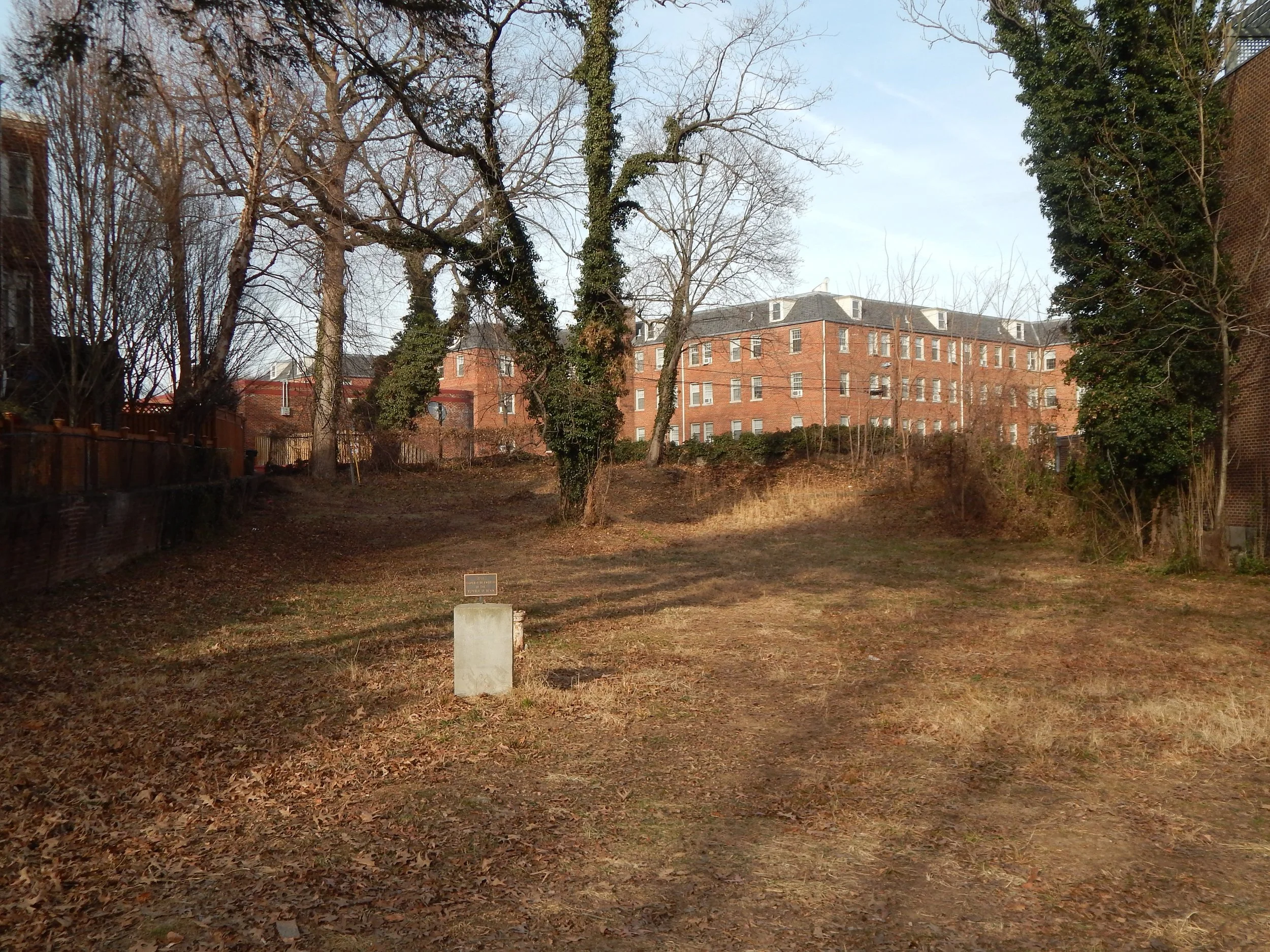 Benin plot Cathedral Heights