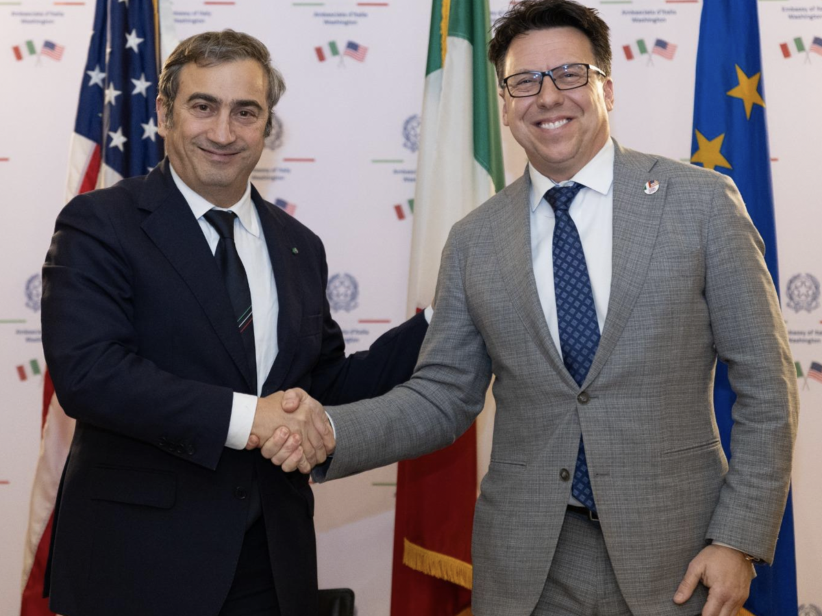 Custodians of Culture Gather at Villa Firenze